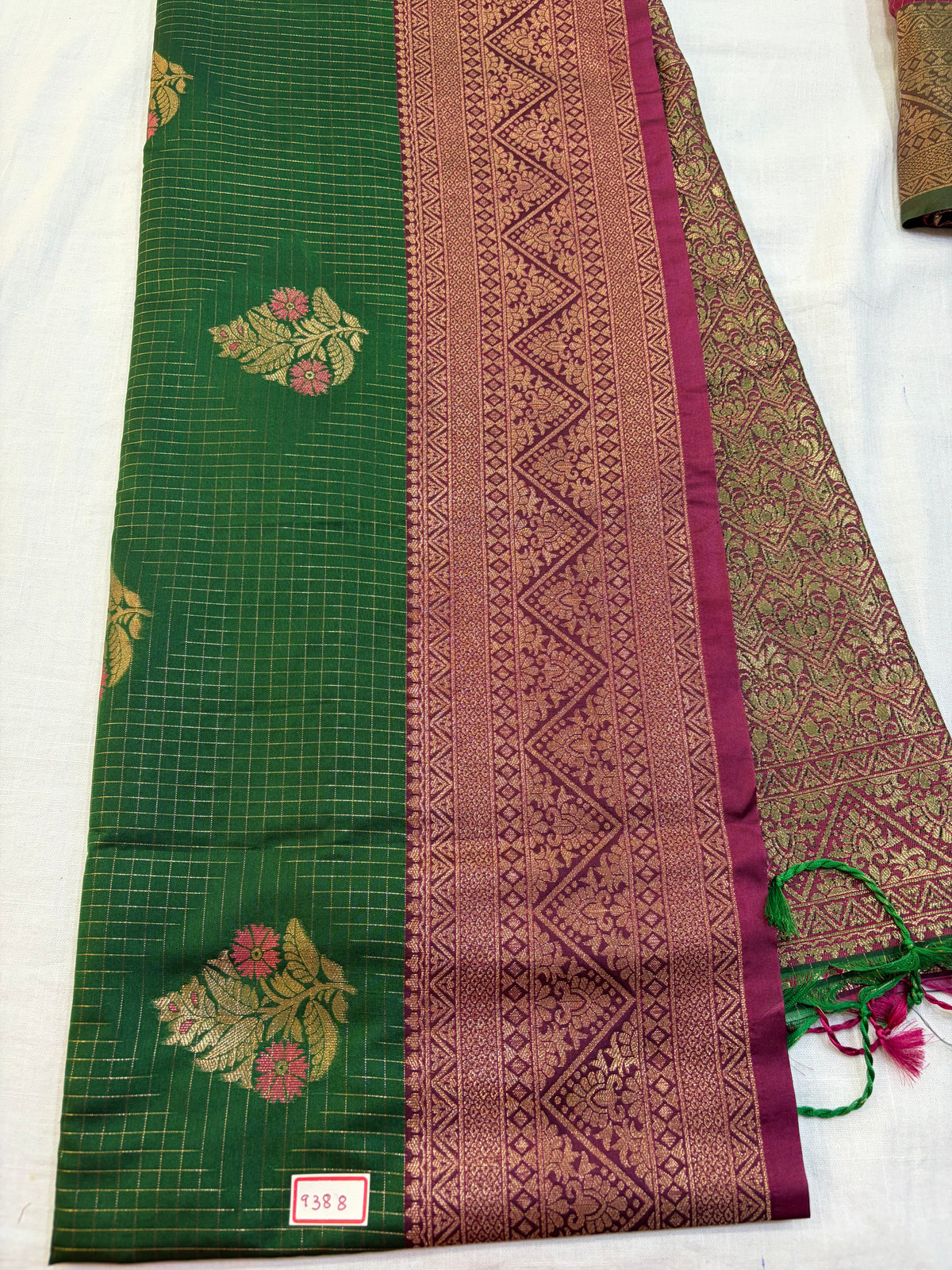Soft silk Checks Saree
