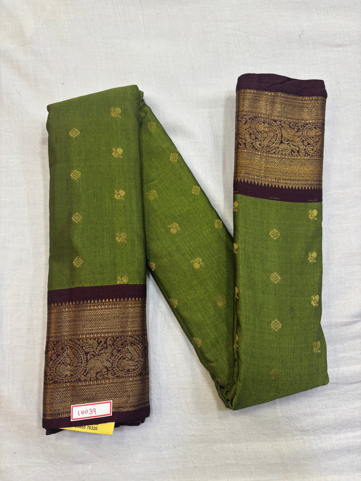 Semi Gadwal Sico Small Border Saree