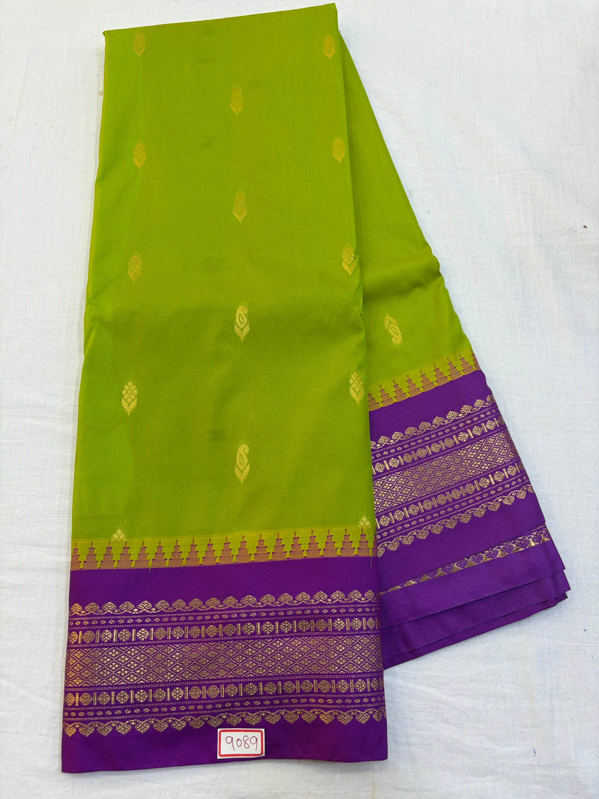 Semi Gadwal silk Saree Small border