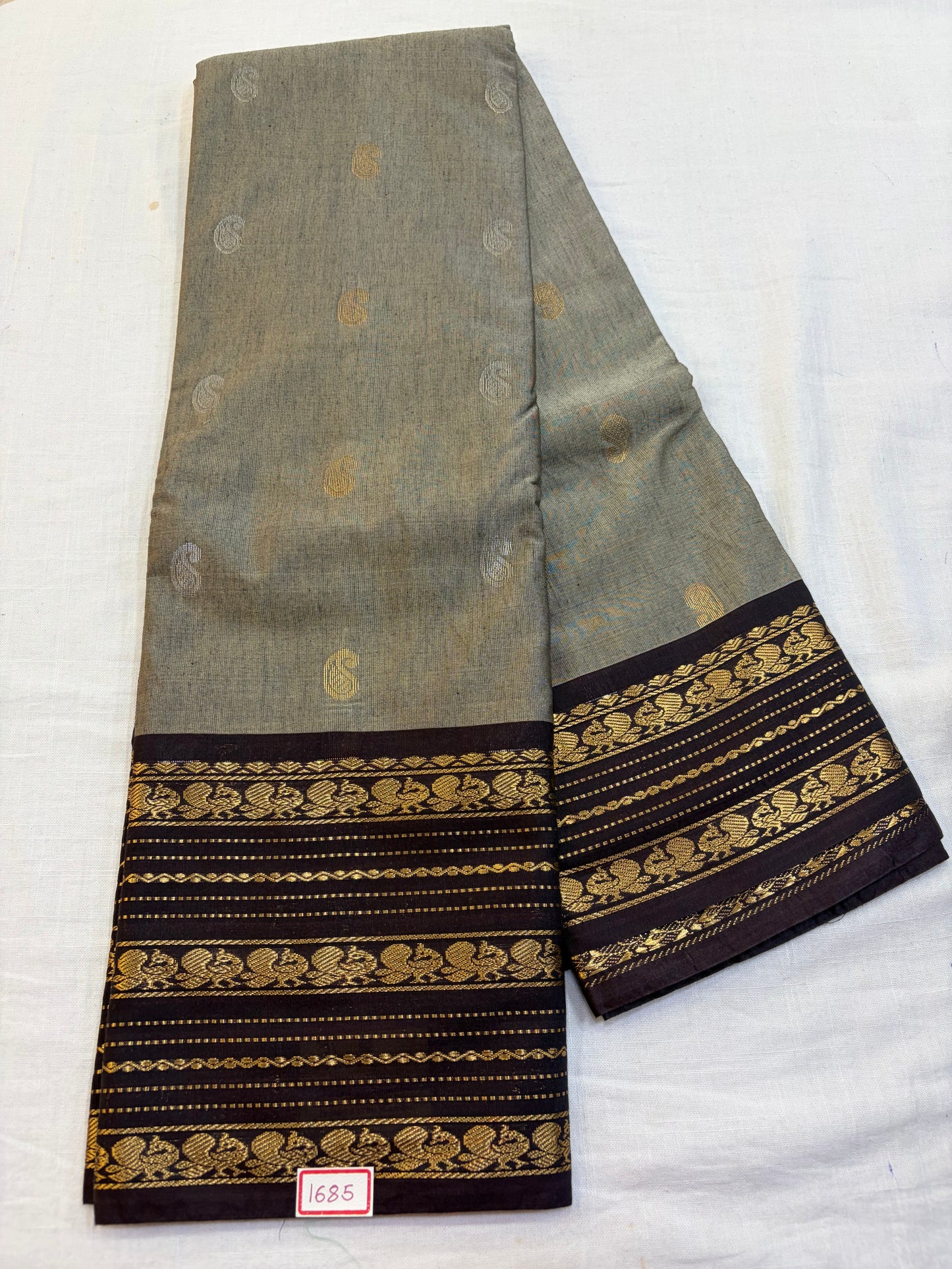 Semi Gadwal Vintage style saree