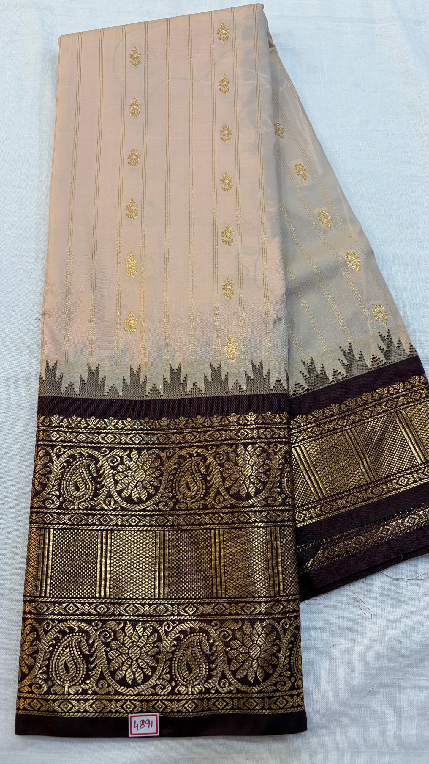 Semi Gadwal Saree