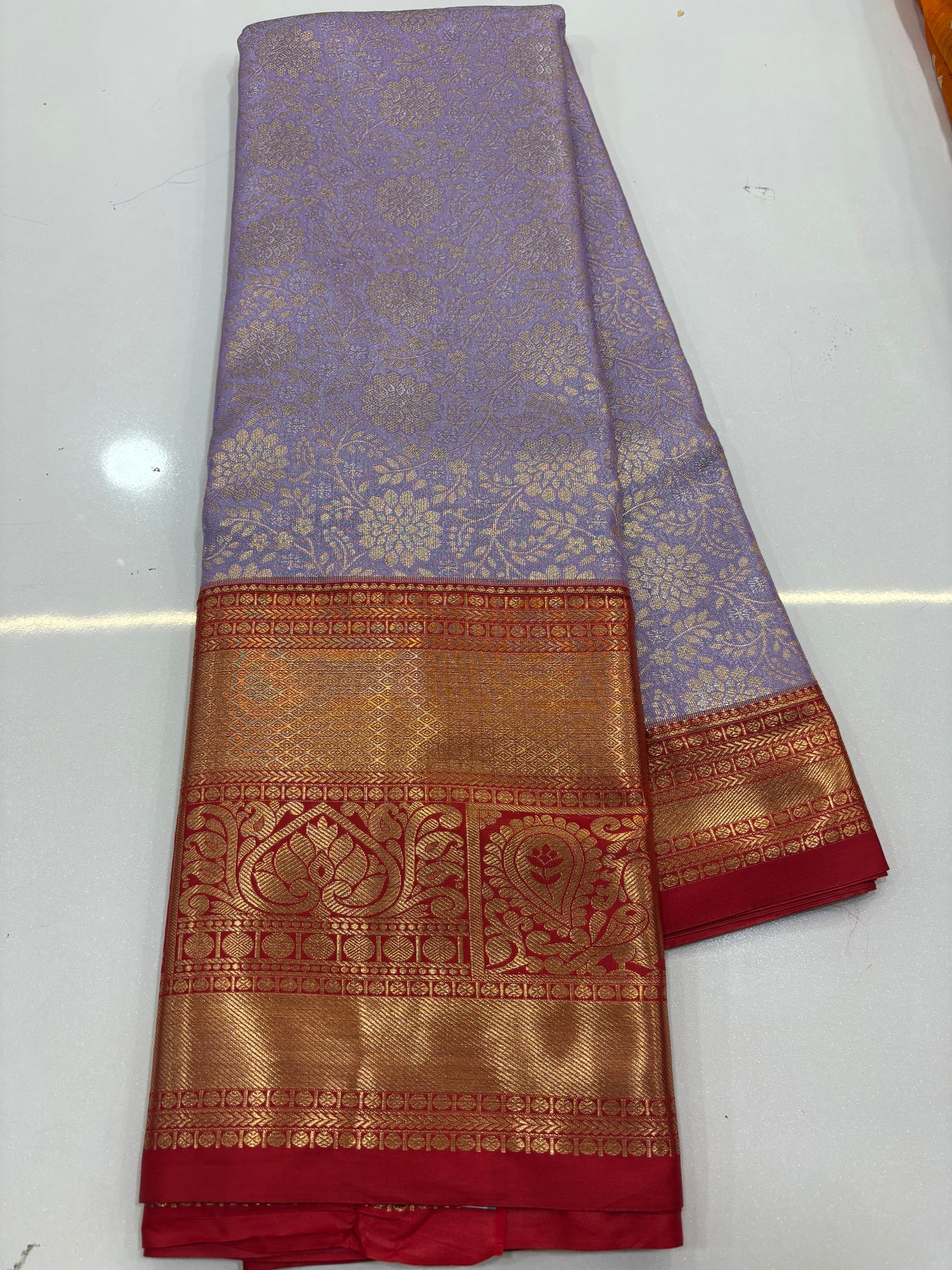 Semi Kanchi Kuttu border