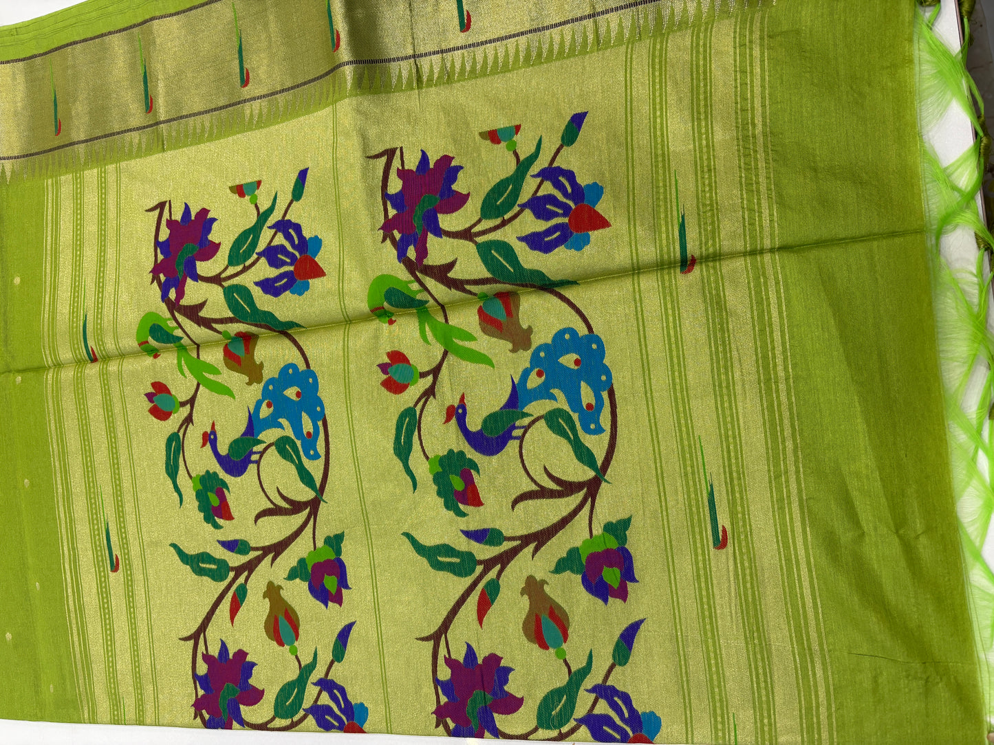 Paithani Muniya border Saree