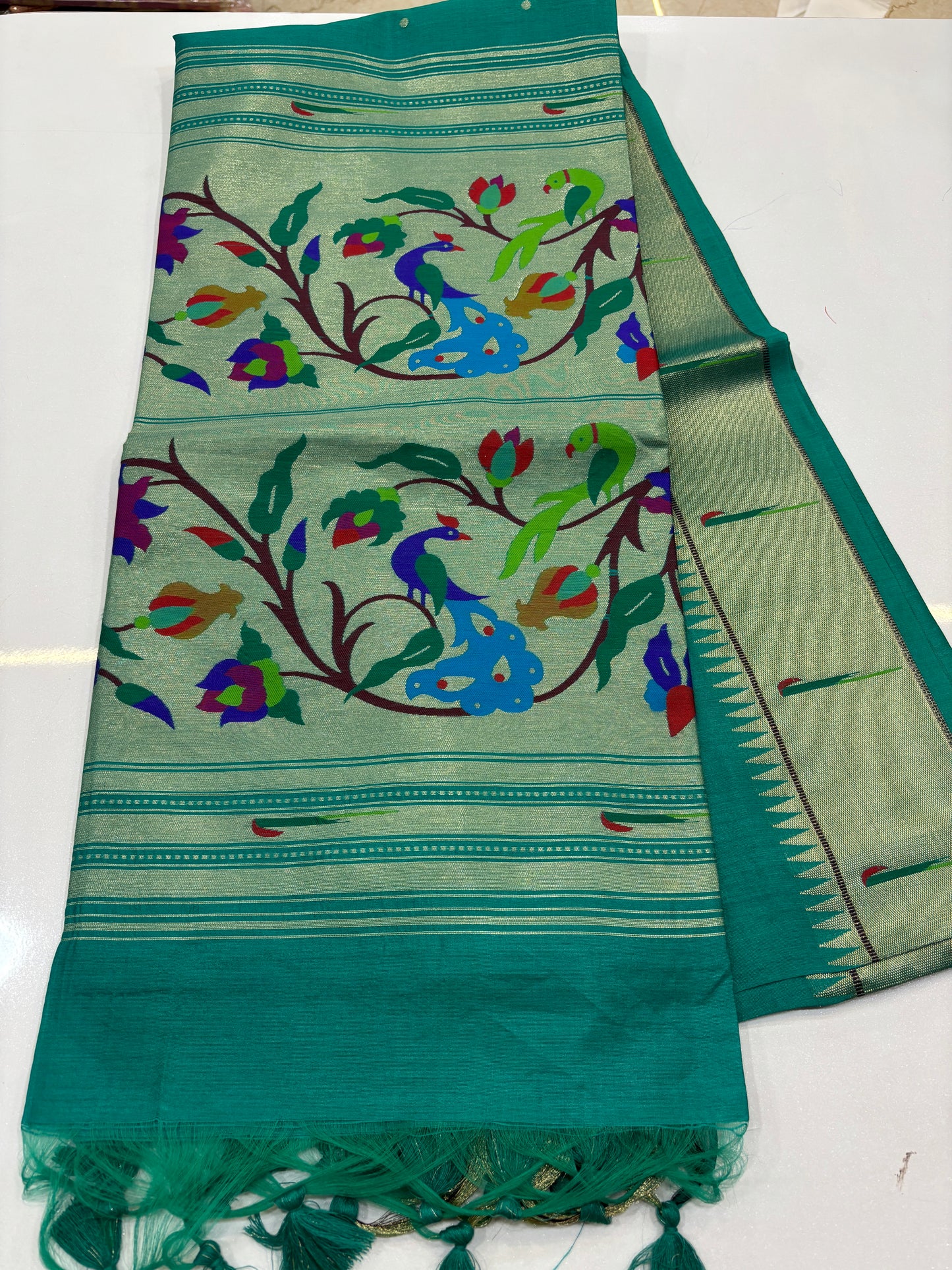 Paithani Muniya border Saree