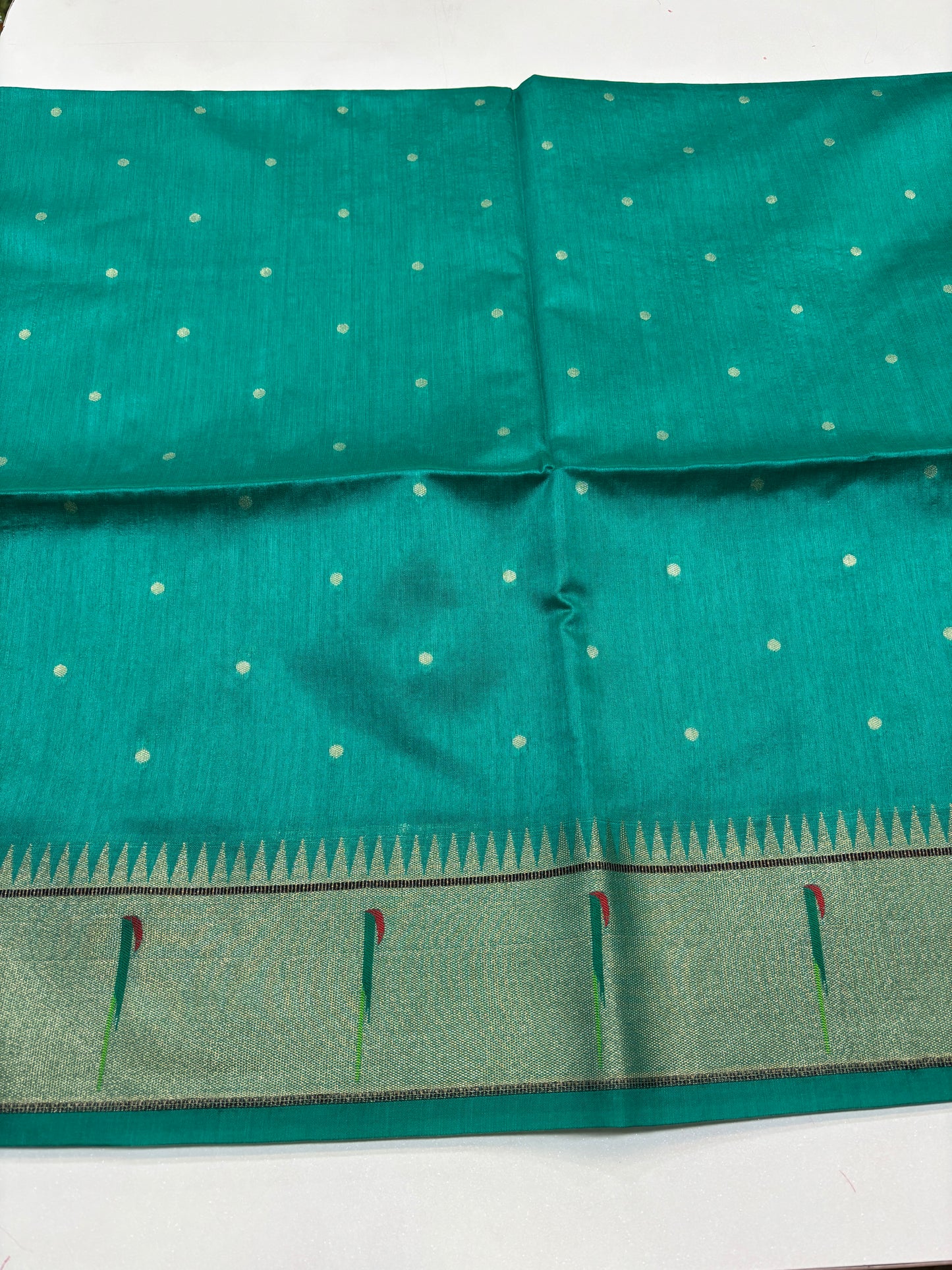 Paithani Muniya border Saree