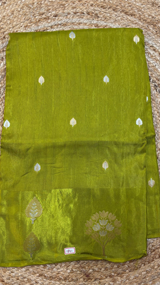 Banaras HO saree