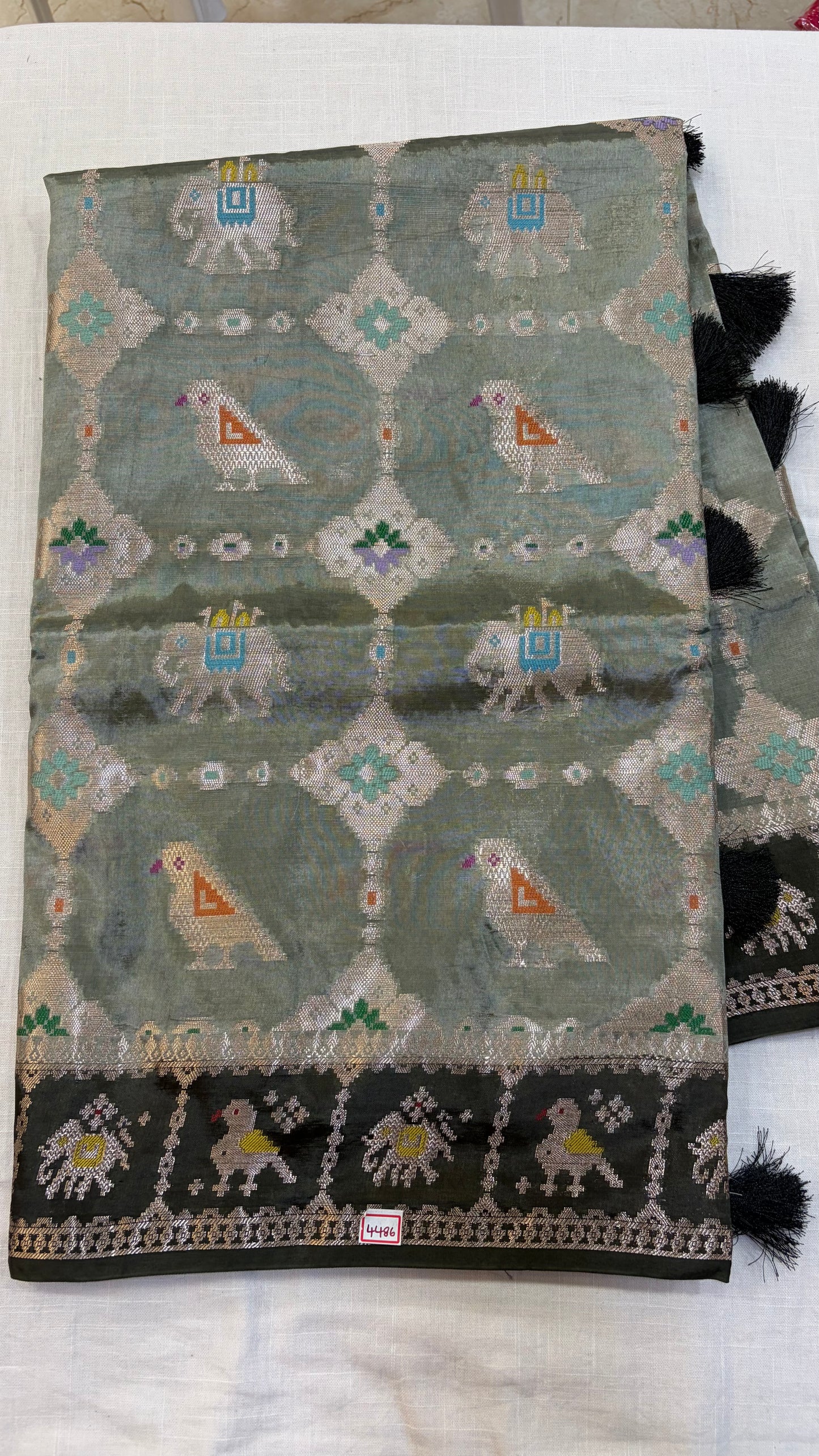 HO Ikkat Weaving Saree