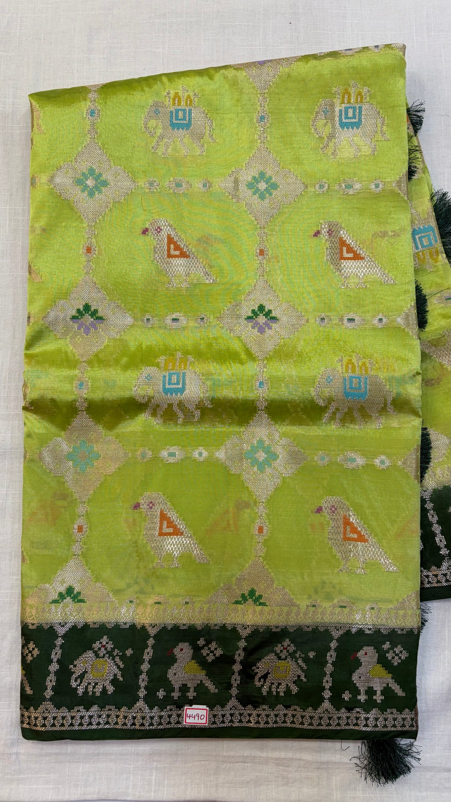 HO Ikkat Weaving Saree