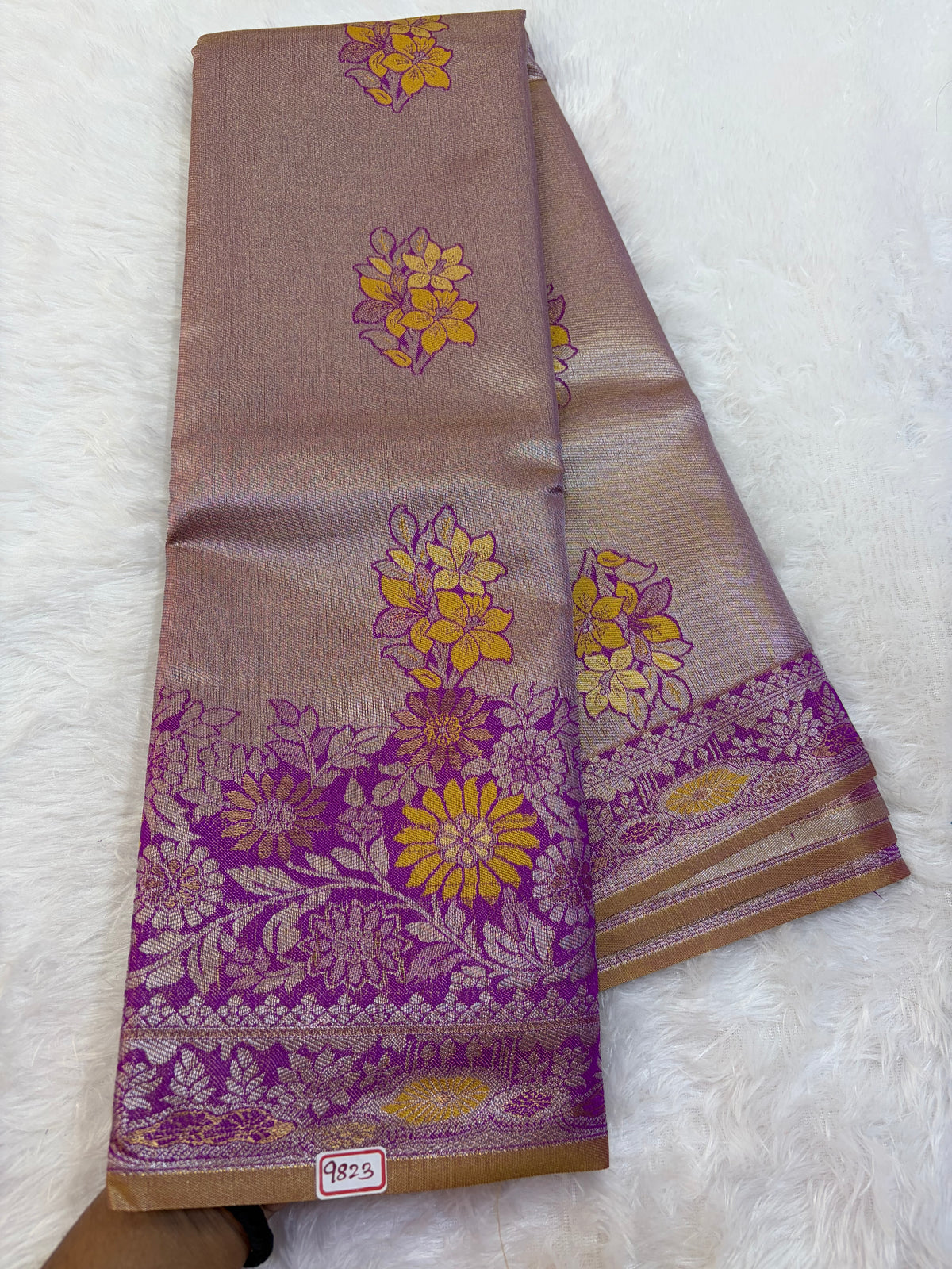 Semi Kanchi Tissue weaving Saree