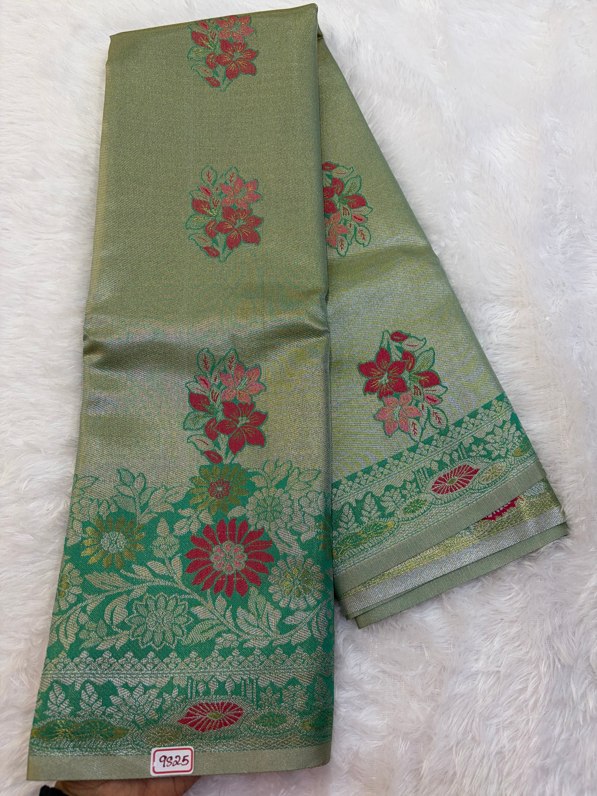 Semi Kanchi Tissue weaving Saree