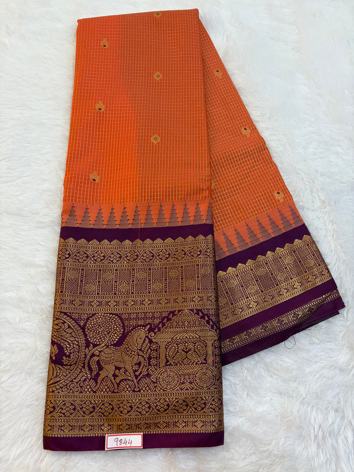 Semi Gadwal silk Vintage Checks Saree