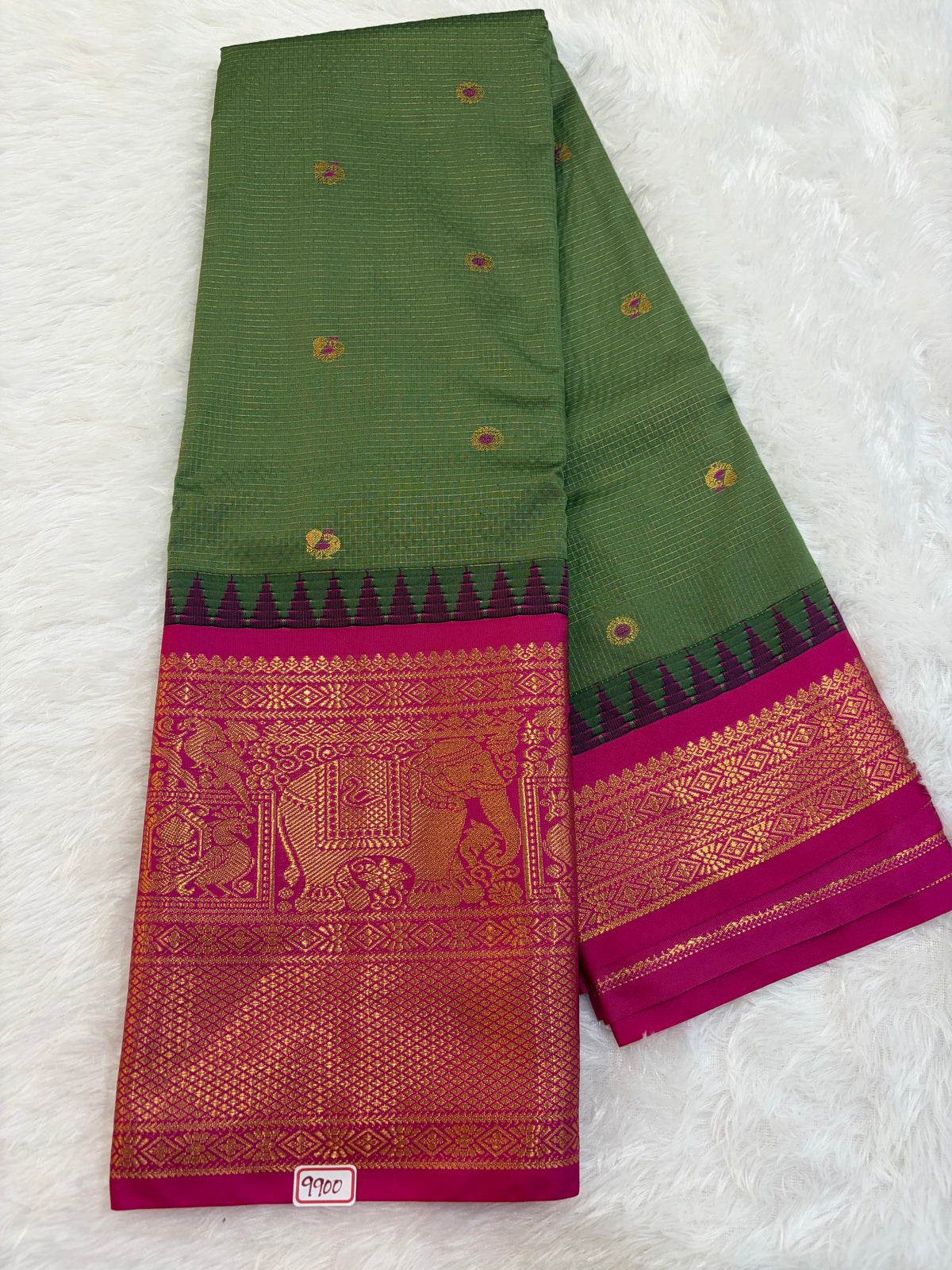 Semi Gadwal silk Vintage Checks Saree