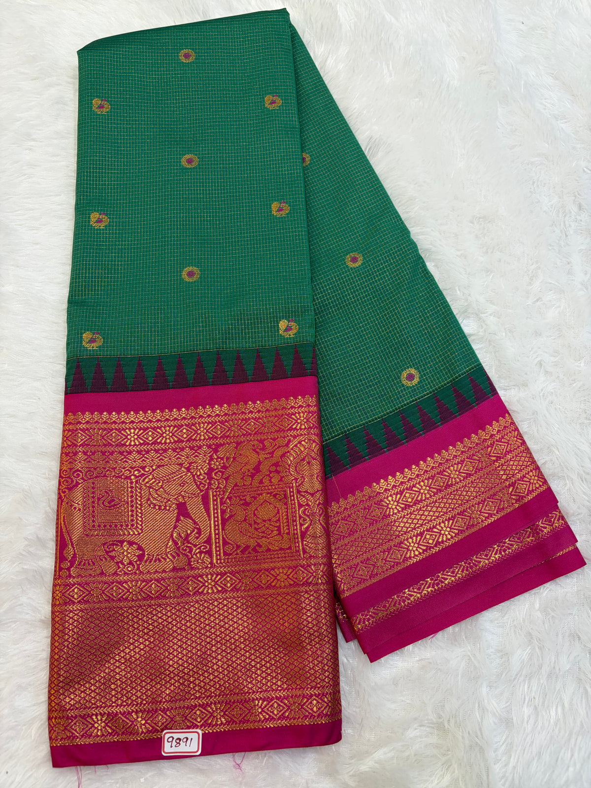 Semi Gadwal silk Vintage Checks Saree