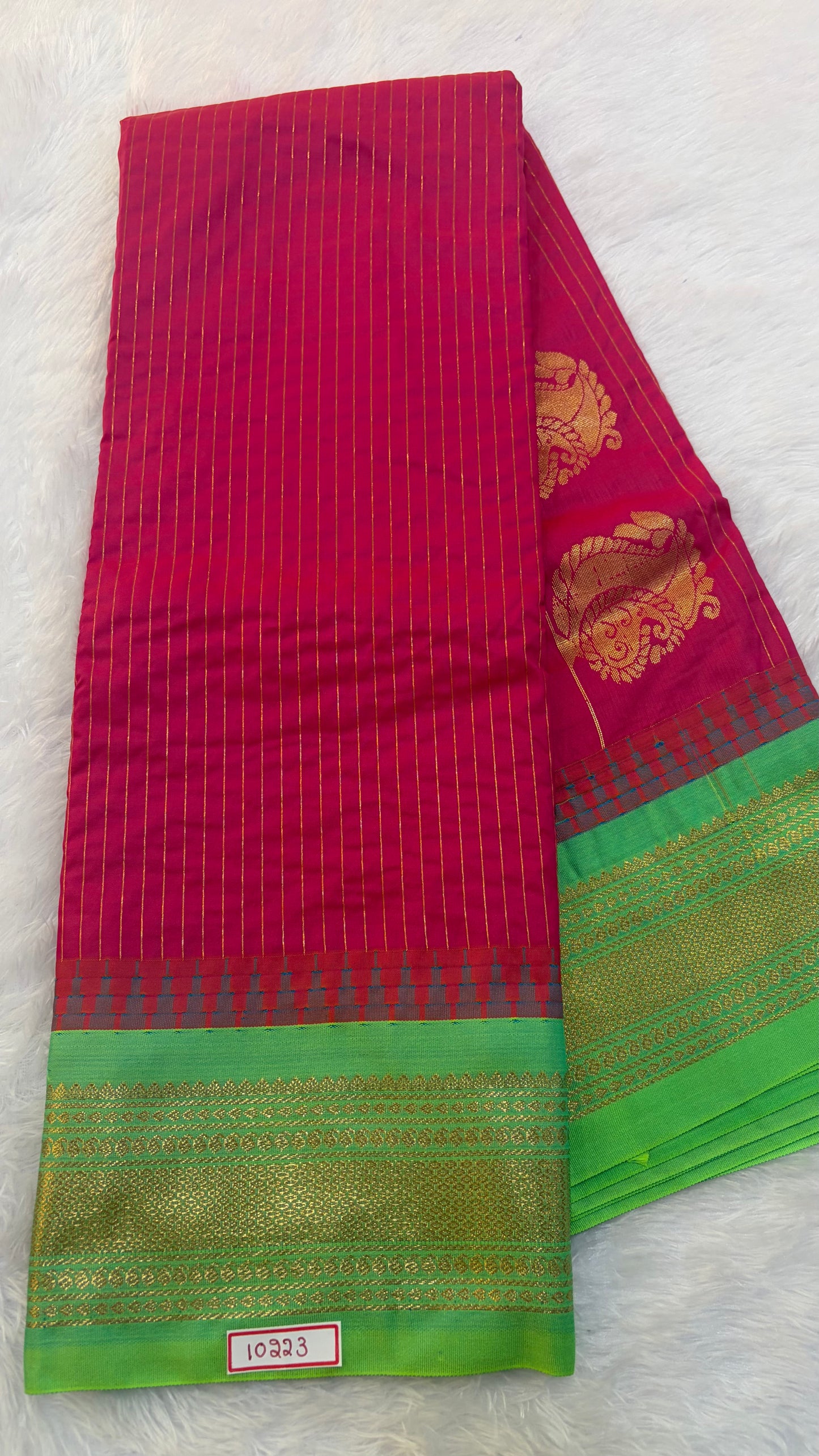 Semi Gadwal Small Border Silk Saree