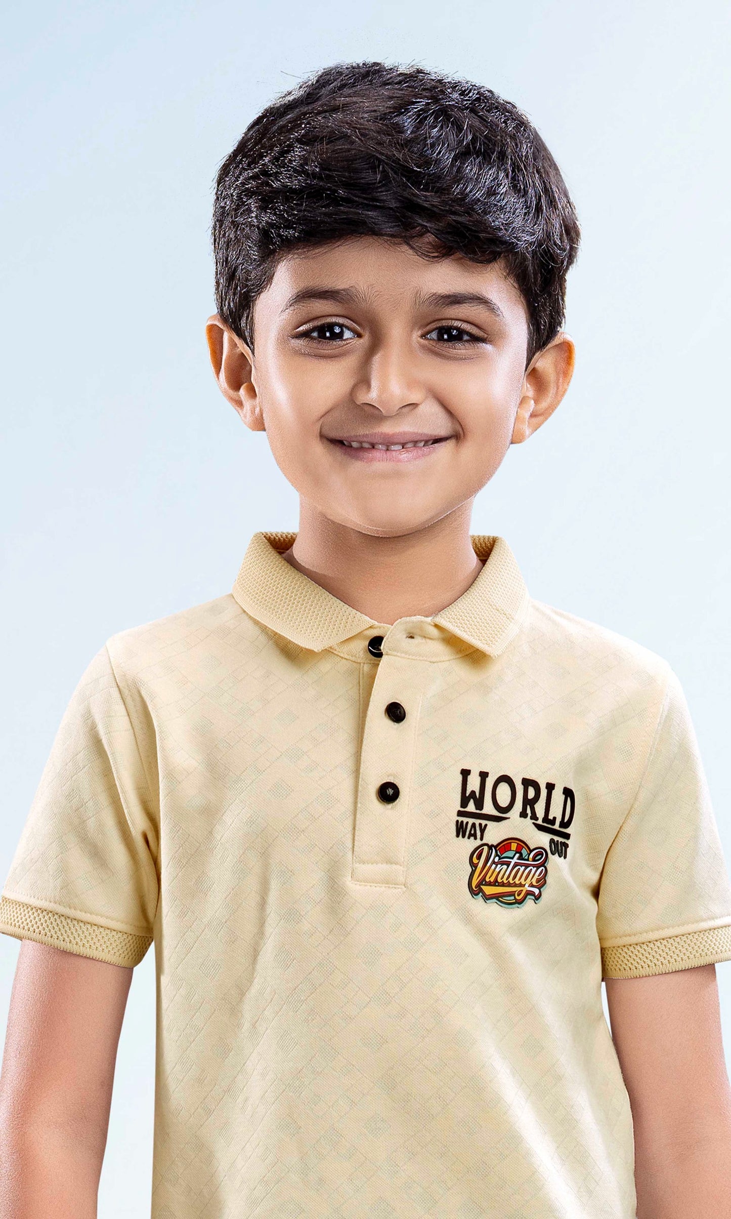 BOYS T-COLLAR T-SHIRT