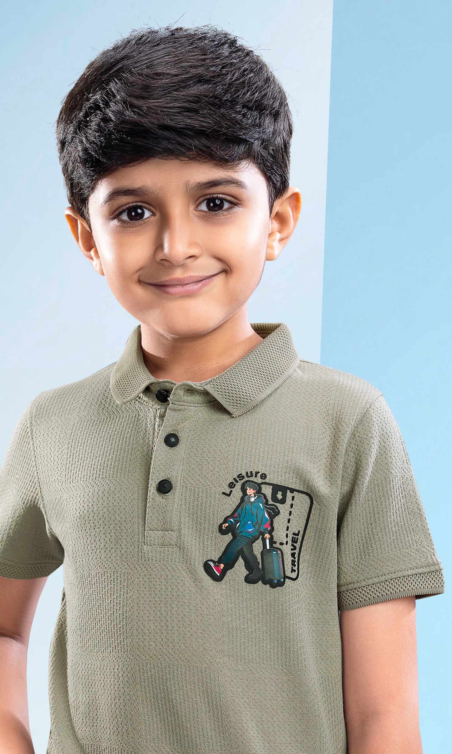 BOYS T-COLLAR T-SHIRT