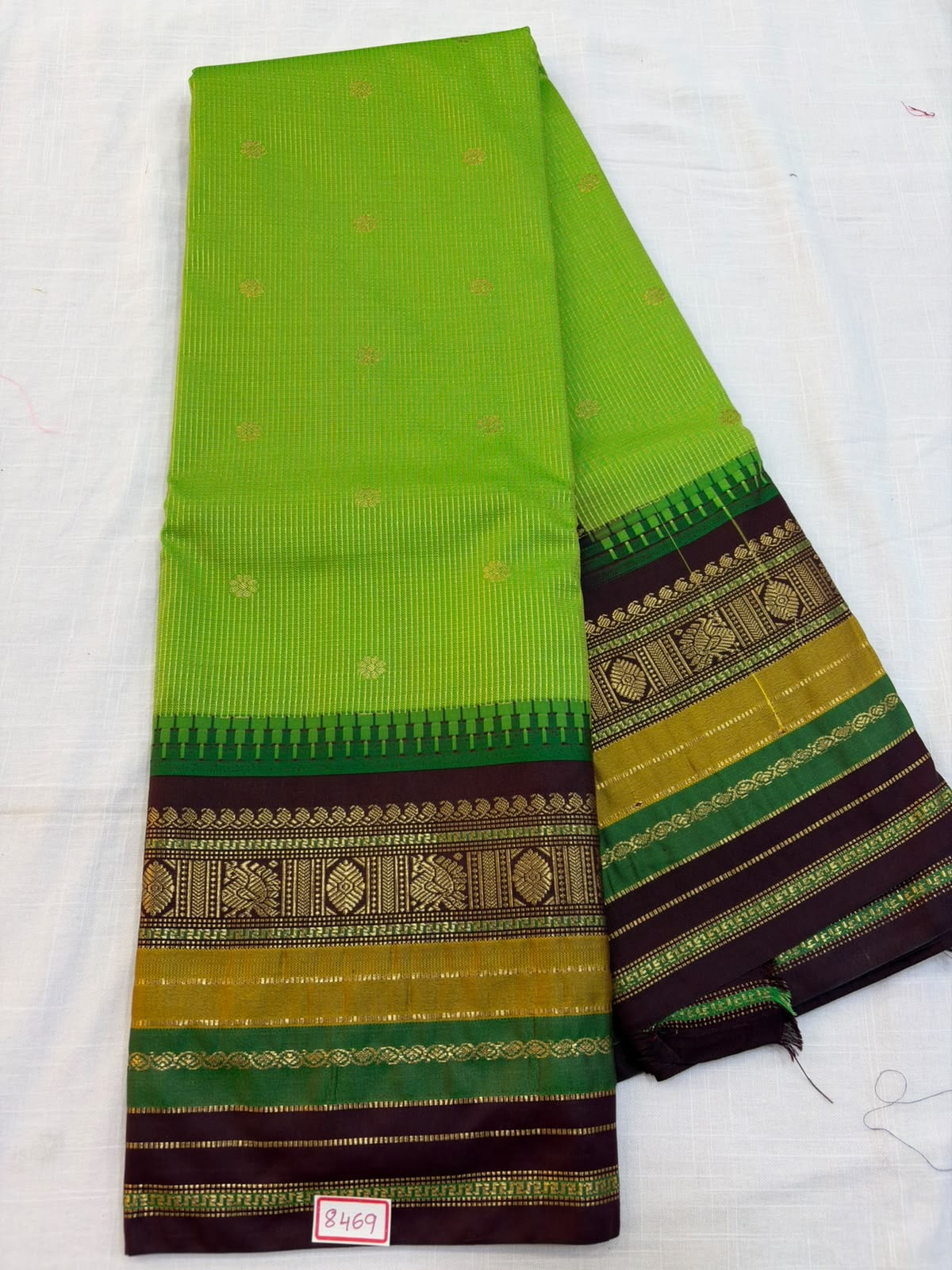 Vintage Border Semi Gadwal Silk Sarees
